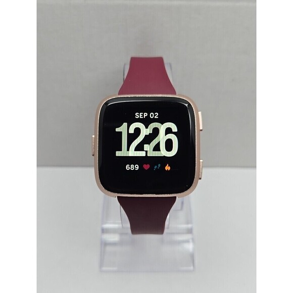 Fitbit Other - Fitbit Versa FB504 Smartwatch Heart Rate Bluetooth Activity Tracker W Charger